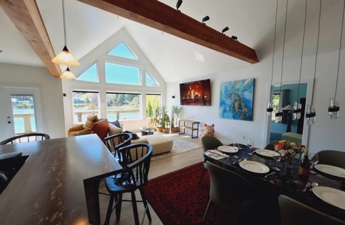 Ucluelet House | UKEE Escape