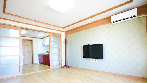 Buk-gu House | Ulsan Lighthouse Pension