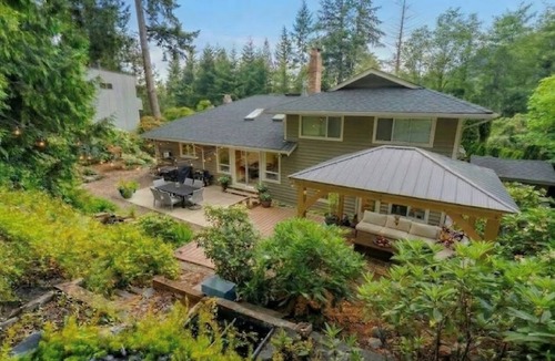 West Vancouver House | Ultimate 4bed West Coast Sanctuary