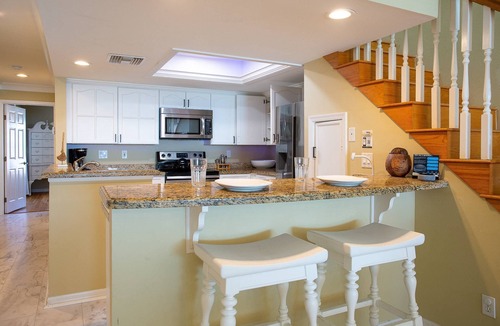 Madeira Beach House | Ultimate Beachfront Escape for Families & Groups. Beach& Swim Spa. Tickets to Top Attractions Daily.