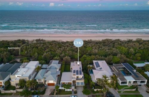 Kingscliff House | Ultimate Beachfront Escape with Pool