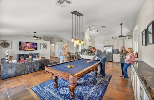 River Mountain House | Ultimate, Central 1 Story, Pool, Hot Tub & Games