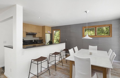 Northwest Harbor House | Ultimate Hamptons Luxury - Modern Home in East Hampton
