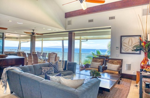 Kihei Condo | Ultimate Oceanfront Luxury-Private penthouse in South Maui-Perfect for families