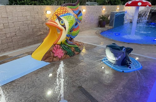 Southwest Anaheim House | ULTIMATE PRIVATE WATER PARK & POOL Next Disneyland