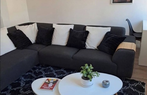 Le Bizet Apartment | Ultra-comfortable modern apartment for up to 5 people.