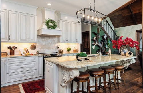 Lake Lure Cabin | Ultra lux lakefront estate with private beach