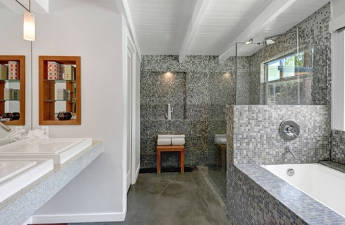 Tahquitz River Estates House | Ultra-LUX- Mesa Mid-Century- Resort Style Pool, Spa, Fire Pit- Close to Everything- 2BD/2BA