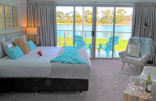 Ulverstone Apartment | Ulverstone River Edge HolidayApartments