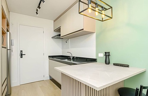 Matriz Apartment | Um quarto e sala, ar no descolado edifício Elysia.