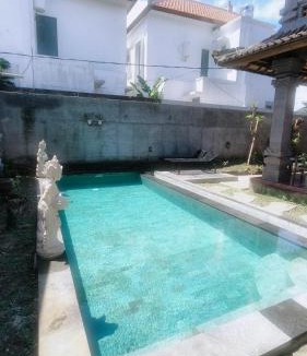 Kutuh Kaja Hostel | Uma Kutuh Bungalow