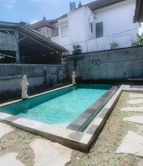 Kutuh Kaja Hostel | Uma Kutuh Bungalow