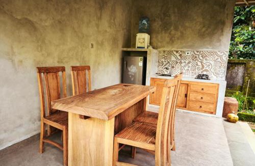 Keliki House | Umah alas
