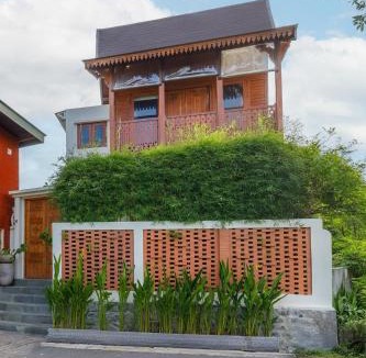 Keramas House | Umah Dedari