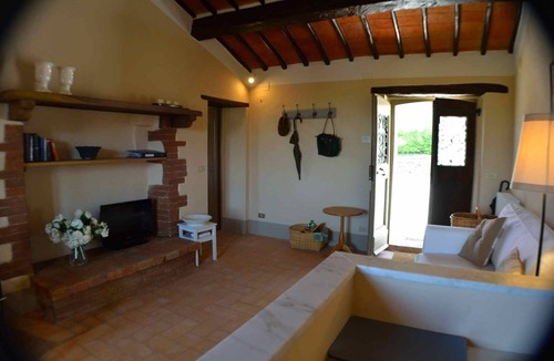 Montegiove Apartment | Umbria -Charming apartment at Castello di Montegiove