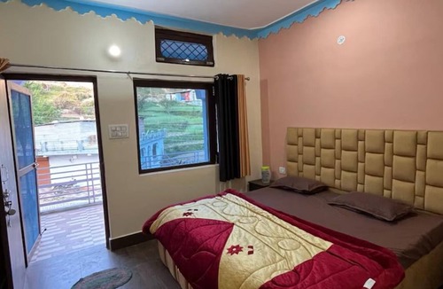 Shahjahanpur Bed & Breakfast | Umesh home stay #5