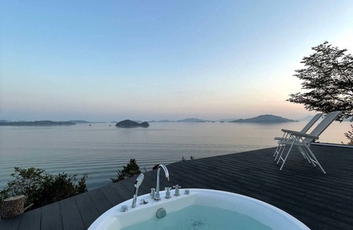 Kurahashi Villa | Umitosora