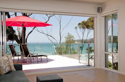 Denhams Beach Apartment | Unbeatable ocean views from beautiful private apartment on Denhams Beach.