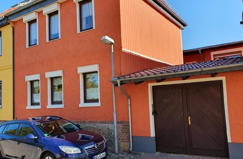 Westerhausen Apartment | Uncle Tom's Cabin - Holiday home Uncle Tom's Cabin