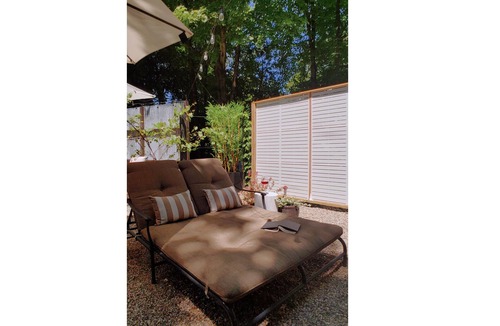 Amherst Apartment | Under the Hemlocks – Refined Boutique Retreat Near Amherst & UMass