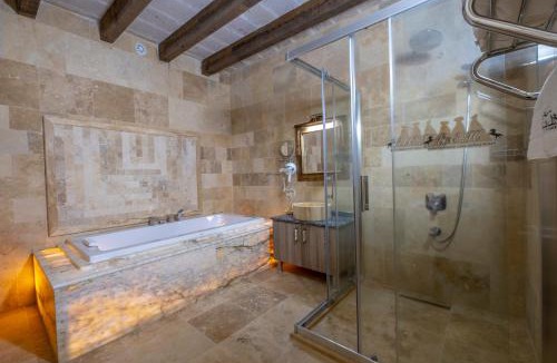 Cavusin Hotel | Underground Cave Suites Hotel