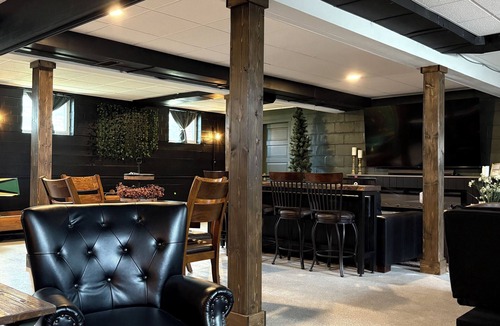 Fort Recovery House | Underground Speakeasy Experience in Historic Fort Recovery - Sleeps 14
