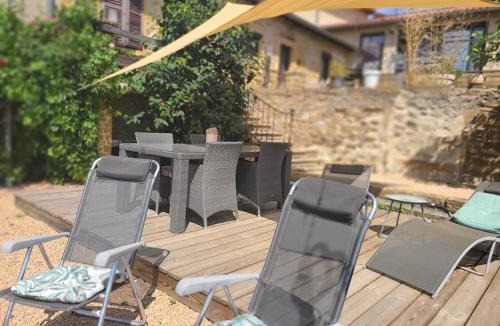 Moire Apartment | Une evasion dans les Pierres Dorées