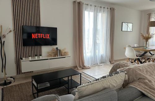 Pierrevert House | Une maison en Provence