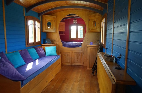 Trefflean Bed & Breakfast | Une roulotte et des chevaux