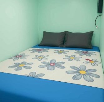 Pasay Hotel | Uni Capsules