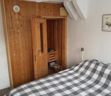 Binnenstad House | Unieke stadswoning voor 2 personen met Finse sauna