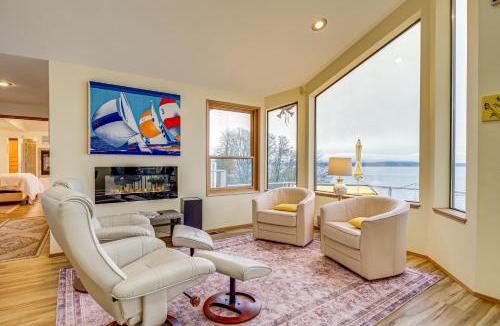 Freeland House | Uninterrupted Water Views! Whidbey Island Getaway
