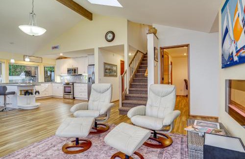 Freeland House | Uninterrupted Water Views! Whidbey Island Getaway