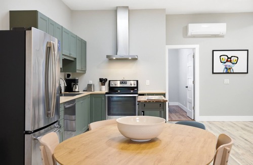 Union Pier Cottage | Union Pier Cottage Close To Everything!