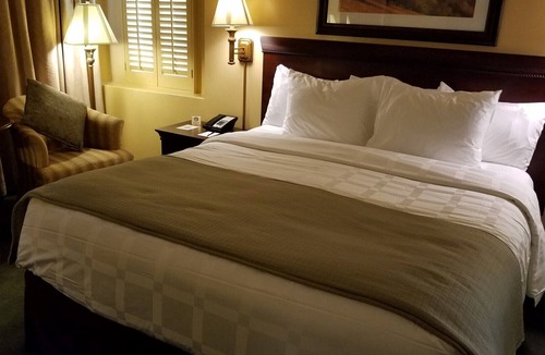 Union Square House | Union Square Sleeps 4