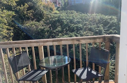 Astoria Apartment | Uniontown Boat View Loft