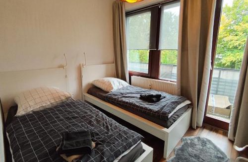 Goethestraße Apartment | Unique - 2 bedrooms - 4 beds - balcony - kitchen - WiFi