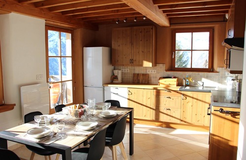 Villard-Reculas Apartment | UNIQUE 3 bedroom apartt: panorama, hot-tub, sauna, hamam - biking ski Alped’Huez