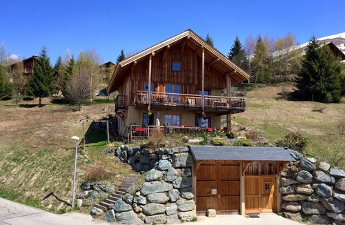Villard-Reculas Apartment | UNIQUE 3 bedroom apartt: panorama, hot-tub, sauna, hamam - biking ski Alped’Huez