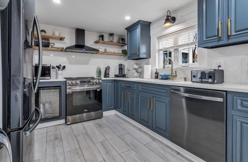 Methuen House | Unique 4bedrooms 2 bathrooms stunning getaway unit