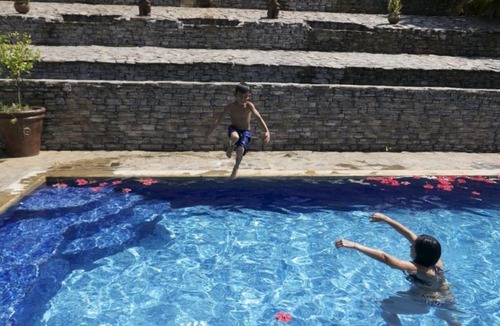 Coyolar House | Unique 5 Architectural Homes, Pool & Wi-Fi