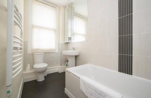 Dalston Apartment | Unique and Cozy 1 Bed Flat in Dalston