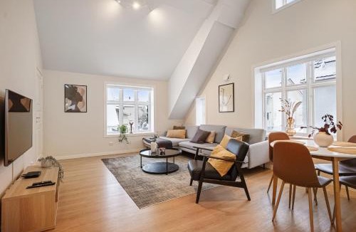 Stavanger Apartment | Unique and Spacious Apt close to City Centre