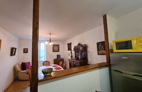 Saint-Gaultier Cottage | Unique apartment in Saint-Gaultier with WiFi