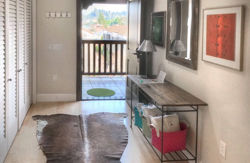 Mill Valley Condo | Unique Artist Studio Loft in Mill Valley, USA