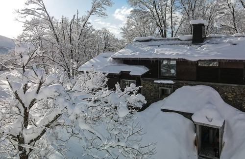 Myoko Ski Chalet | Unique Boutique Chalet. Wasabi Wonderland Sleeps10