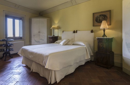 Castelfiorentino Villa | Unique castle in the Chianti region. 6 bedrooms, A/C, Wi-Fi and swimming pool