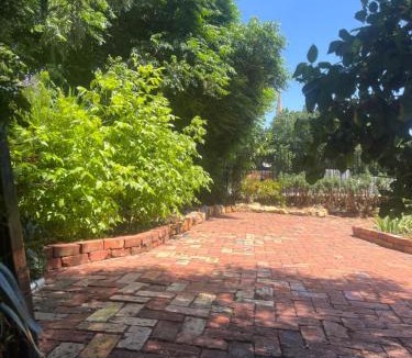 Bendigo House | Unique CBD home