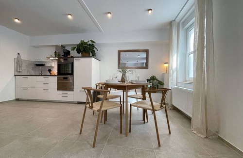 Dobel Apartment | Unique city center studio with carport