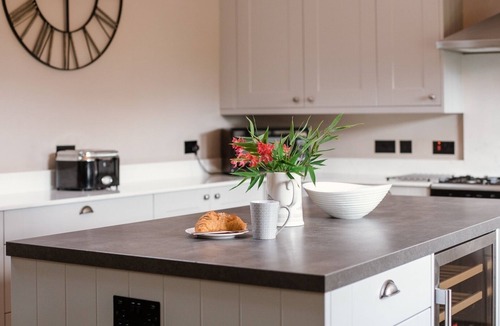 Chipping Campden House | Unique converted Dovecote Grade II listed sleeps 6 set in the Cotswolds.